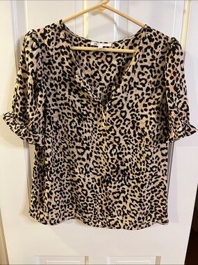 Leopard Print V-Neck Ruffle Sleeve Top